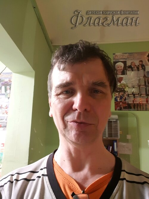 78bd3c90.ID Photo out.150147